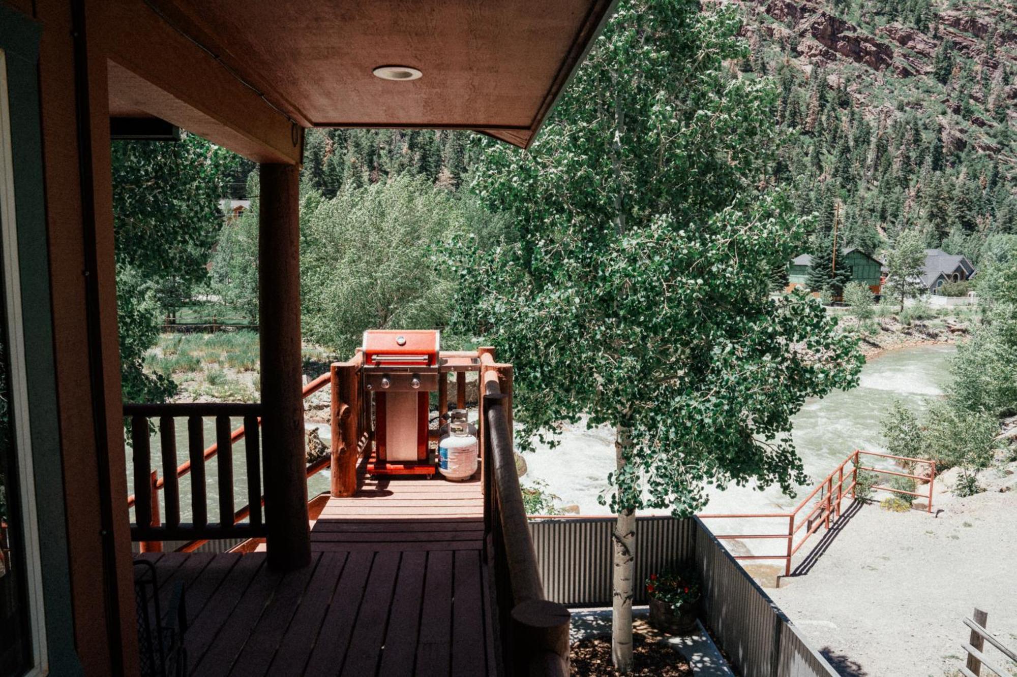 Ouray Riverside Resort - Inn & Cabins Esterno foto